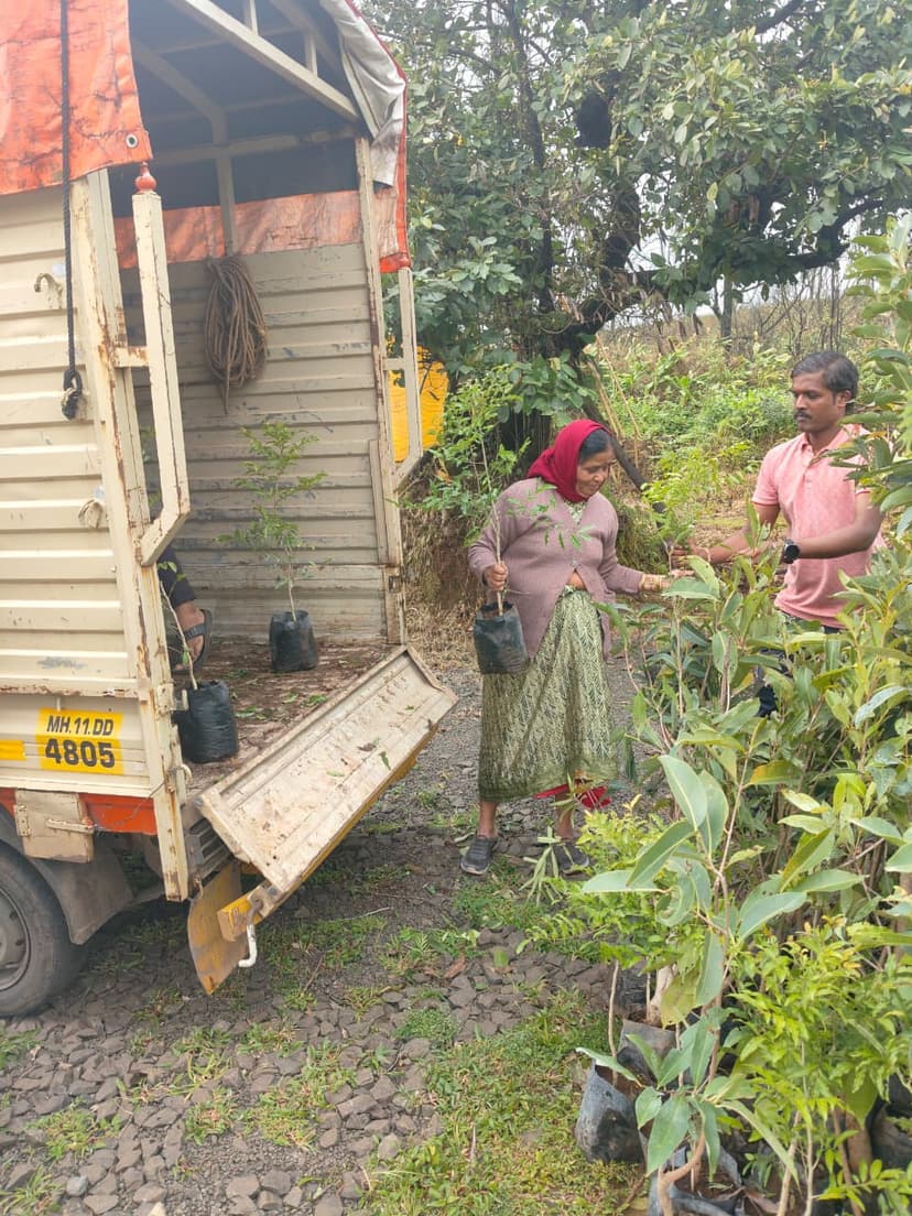 “वृक्ष लागवड अभियान”